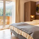 Dorf Alpenleben By Alpentravel מלון דירות וואגריין